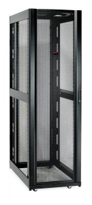 RACK:NetShelter SX 42U w/sides Black