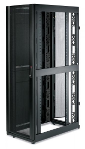 RACK:NetShelter SX 42U w/sides Black