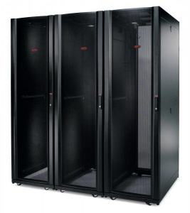 RACK:NetShelter SX 42U w/sides Black