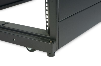 RACK:NetShelter SX 42U w/sides Black