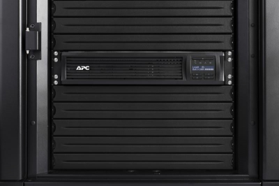 APC Smart-UPS 1500VA LCD RM 2U 230V SC